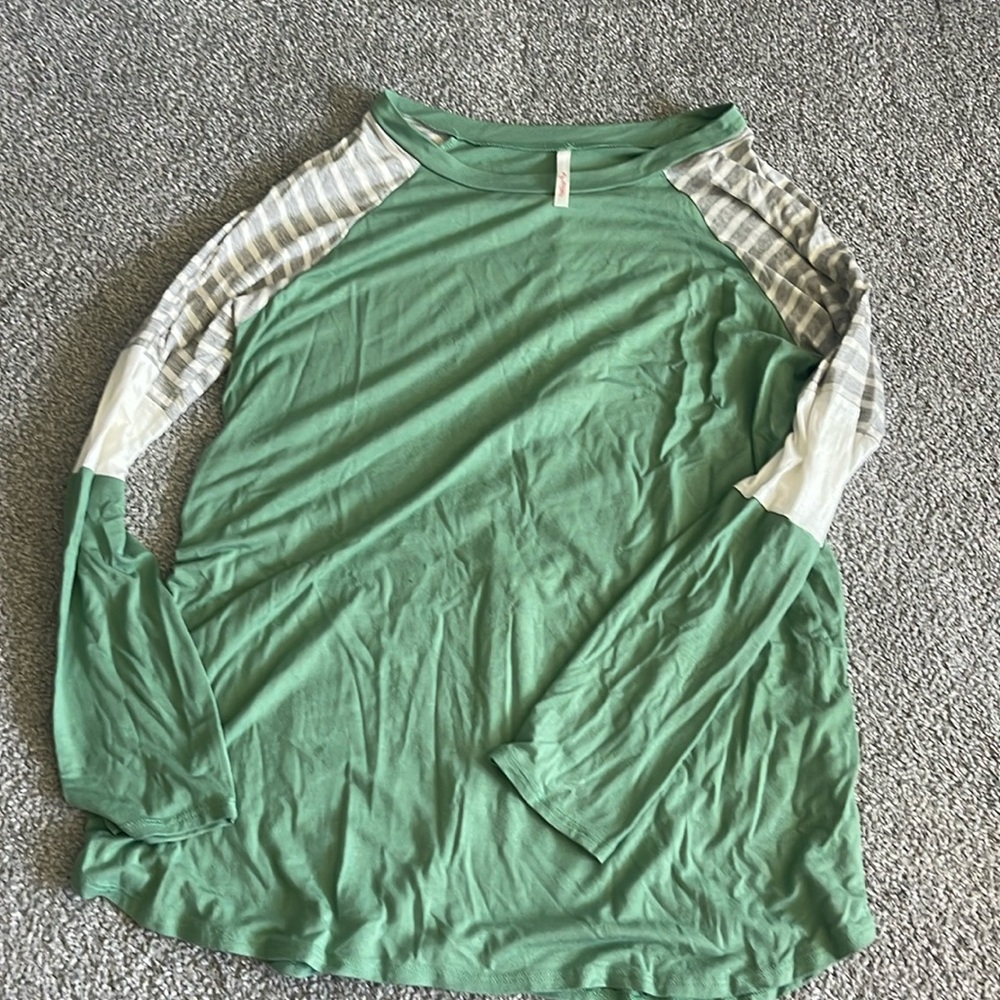 Long sleeve top